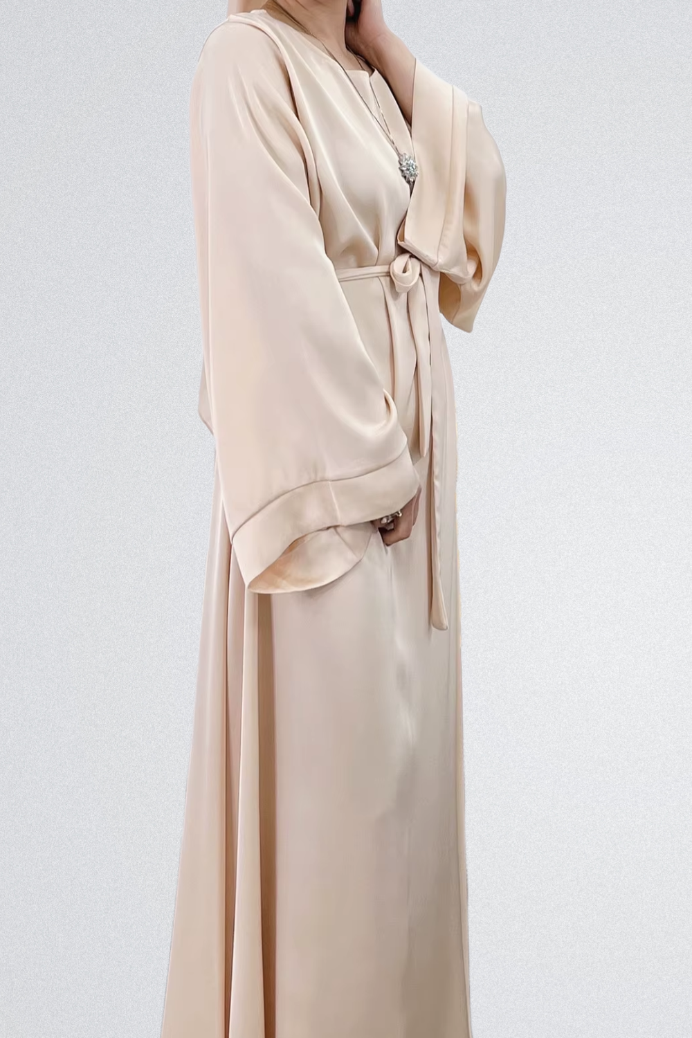 Abaya Satin Beige